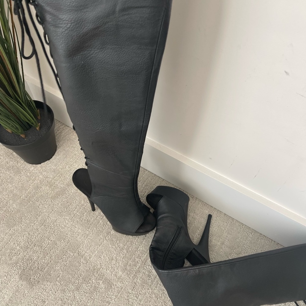 Black Exotic Dancer Thigh High Heels